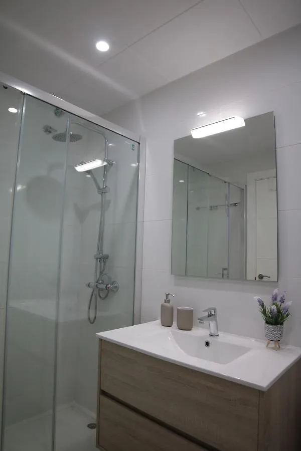 Modern Apartament Al Costat Del Parc De La Devesa Girona