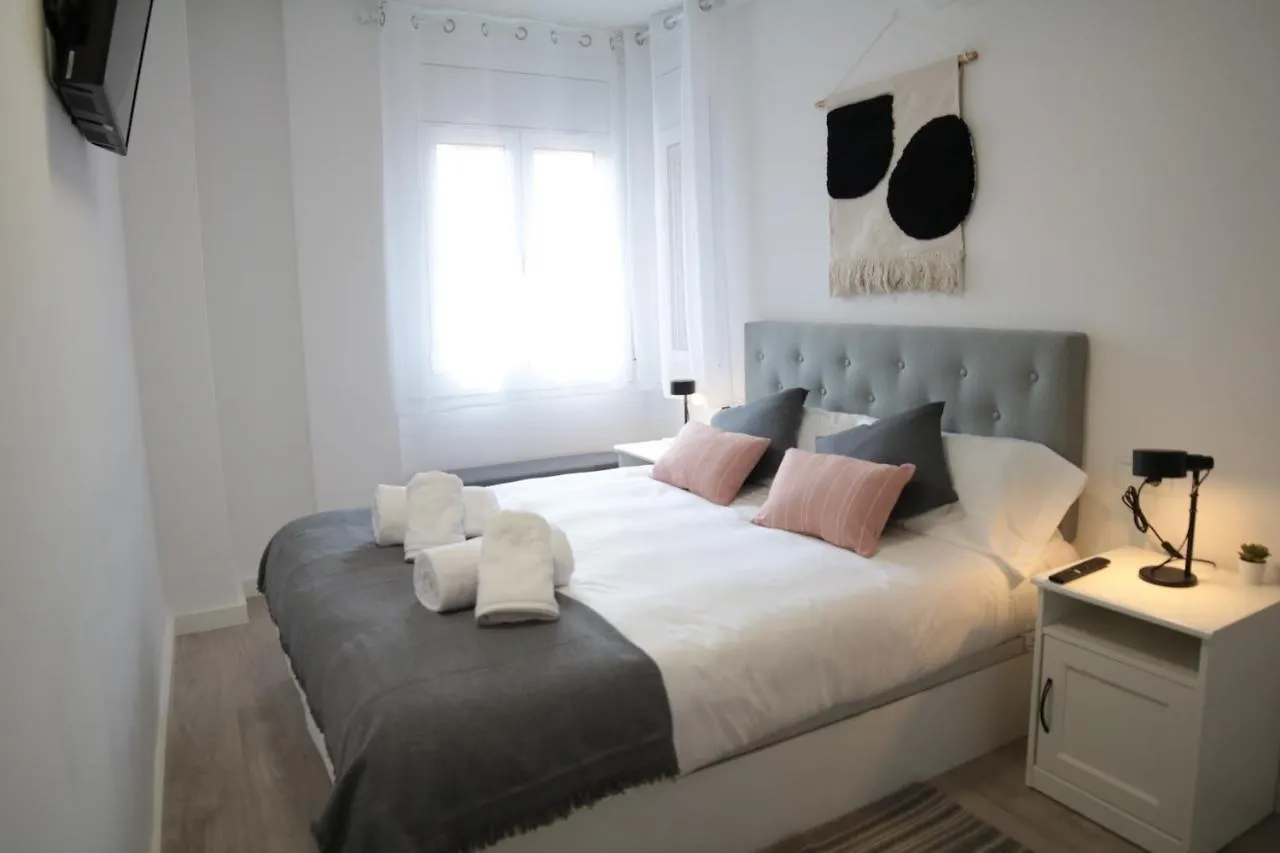 Modern Apartament Al Costat Del Parc De La Devesa Girona